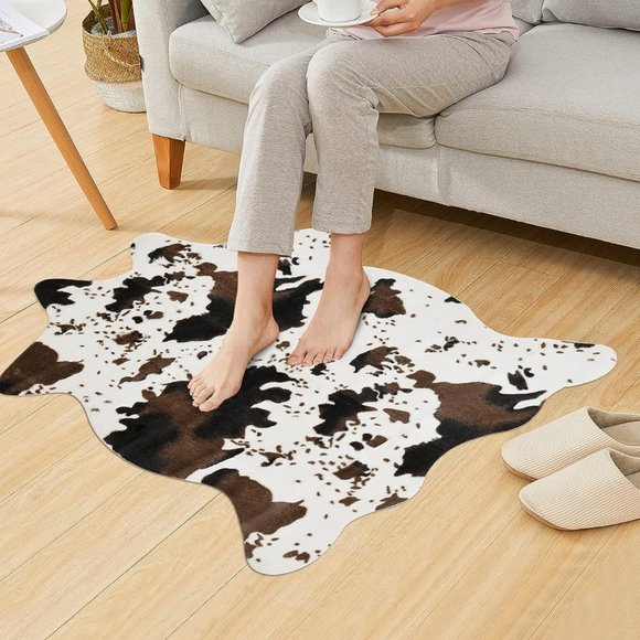 Cowhide Rugs for a Stylish Home Decor - Small - Picture 3 of 7